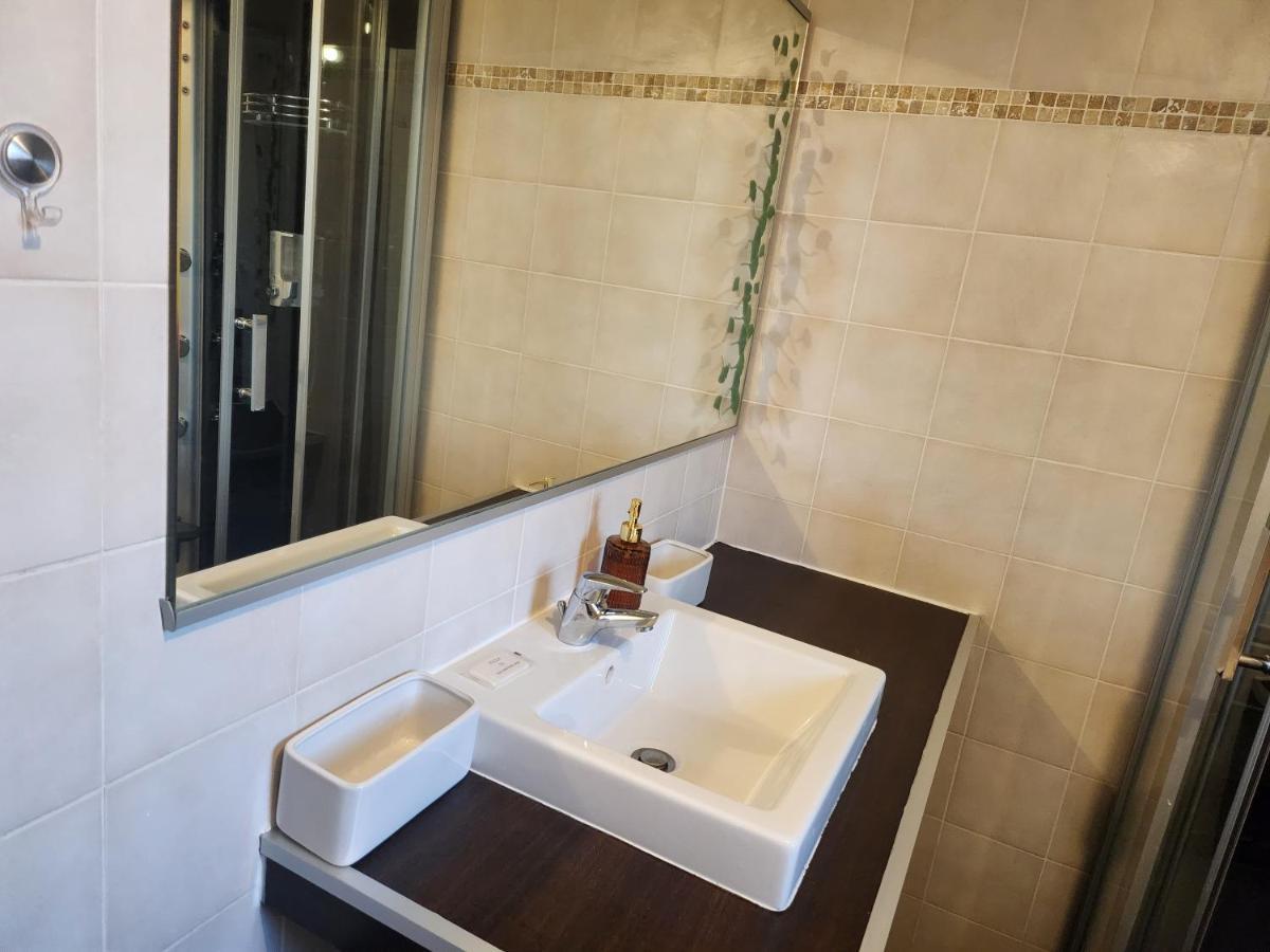 Maison Tout Confort Βίλα Νιμ Εξωτερικό φωτογραφία